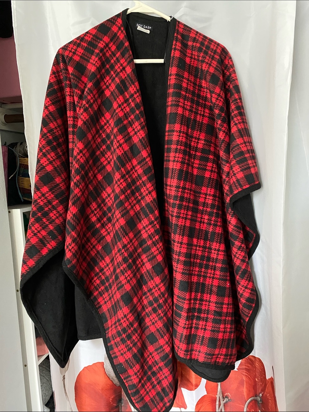 Red & Black Plaid Fleece Wrap